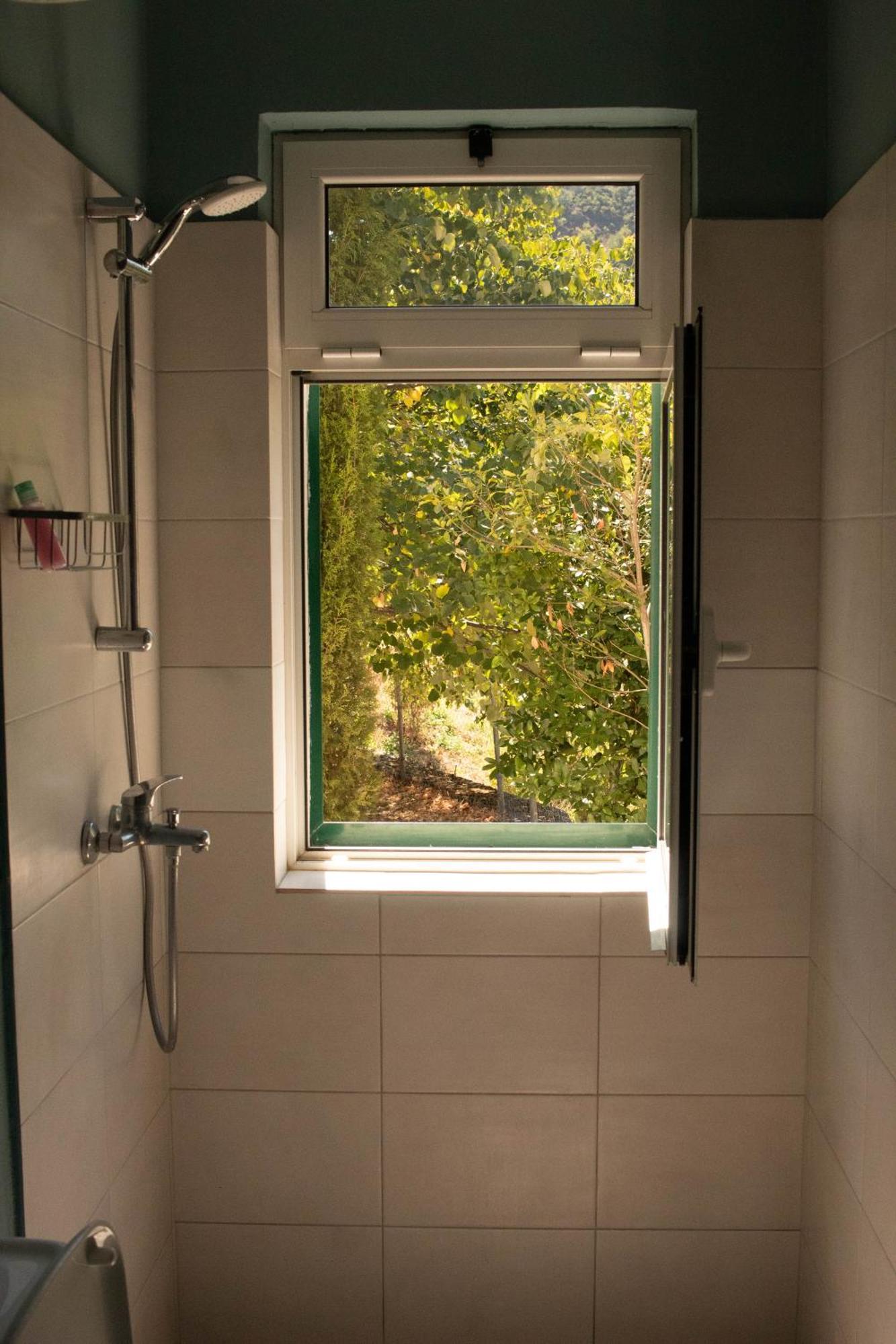 Agroturizem Hotel Vila Franceze Koman Εξωτερικό φωτογραφία